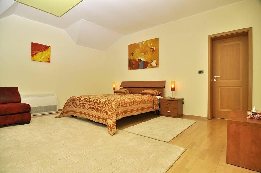 Villa Vitoria Giroc Ruang foto