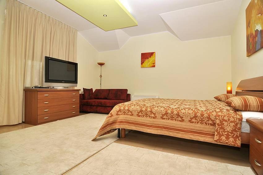 Villa Vitoria Giroc Ruang foto